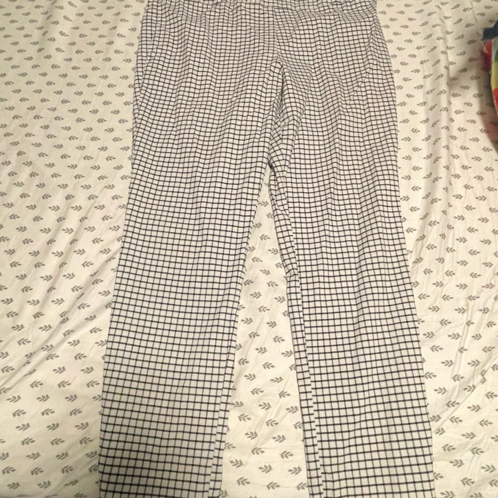 Cute pull on work pants!